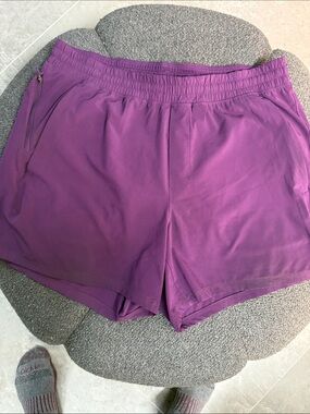 lululemon athletica Purple Athletic Shorts - Lightweight Run/Training. Size. XL